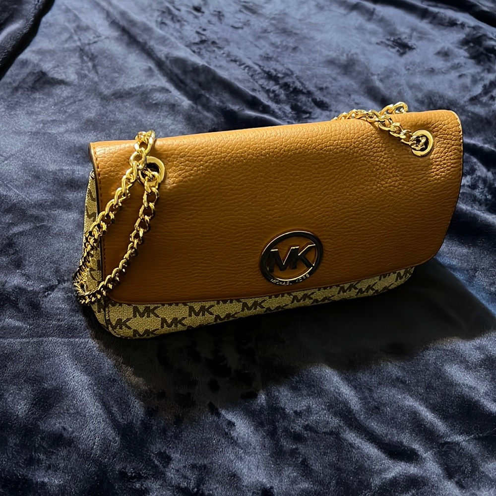 Small Michael Kors purse